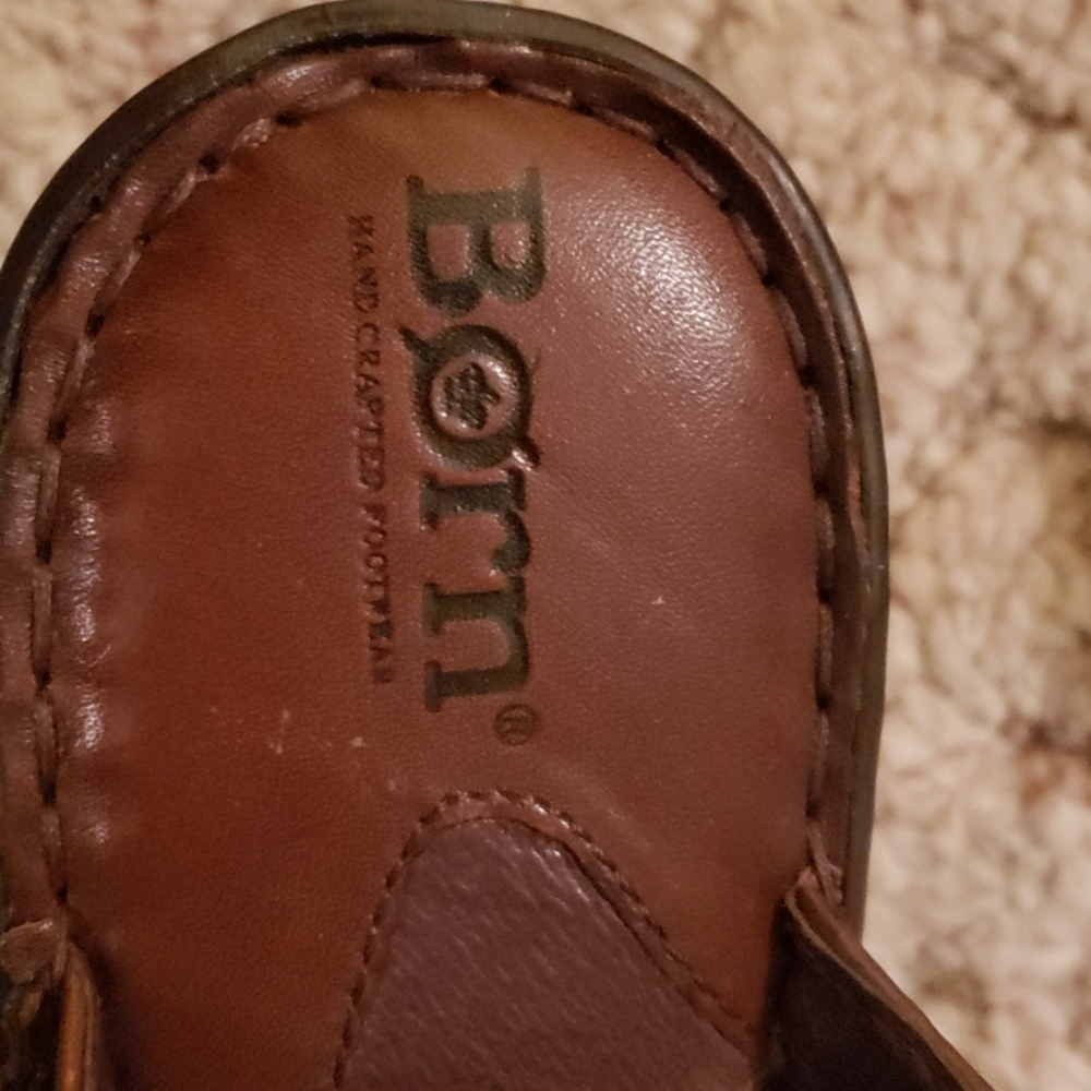 Shoes - Picture 6 of 7